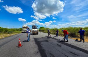 Plan Estadal de Asfaltado no se rinde: Suma 90 mil toneladas en la autopista Lara–Zulia