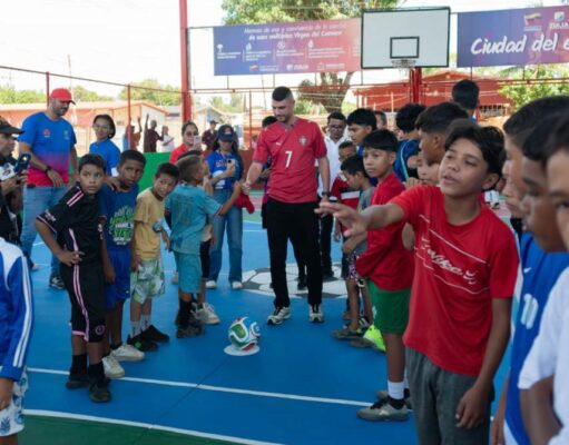 Alcaldía de Maracaibo rehabilitó la Cancha Virgen del Carmen