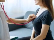 Impacto silencioso en el corazón: por qué es vital un chequeo cardiovascular