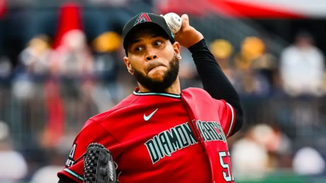 Eduardo-Rodriguez11
