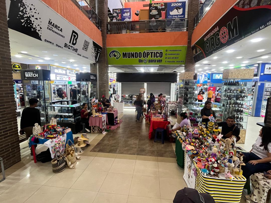 El talento marabino tomó el CC. Gran Bazar con la Expo Artesanal “Ciudad de Maracaibo”
