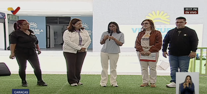 Venezuela Renace con la entrega 339 viviendas rehabilitadas en tres estados