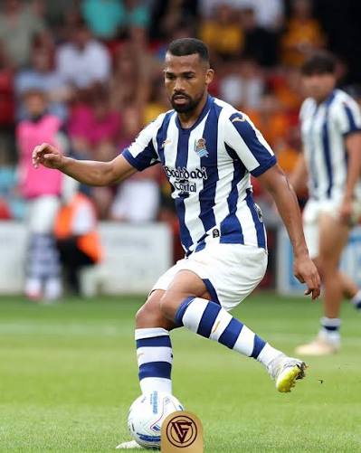 Yangel fue el pilar táctico en el triunfo de Real Sociedad sobre La Coruña